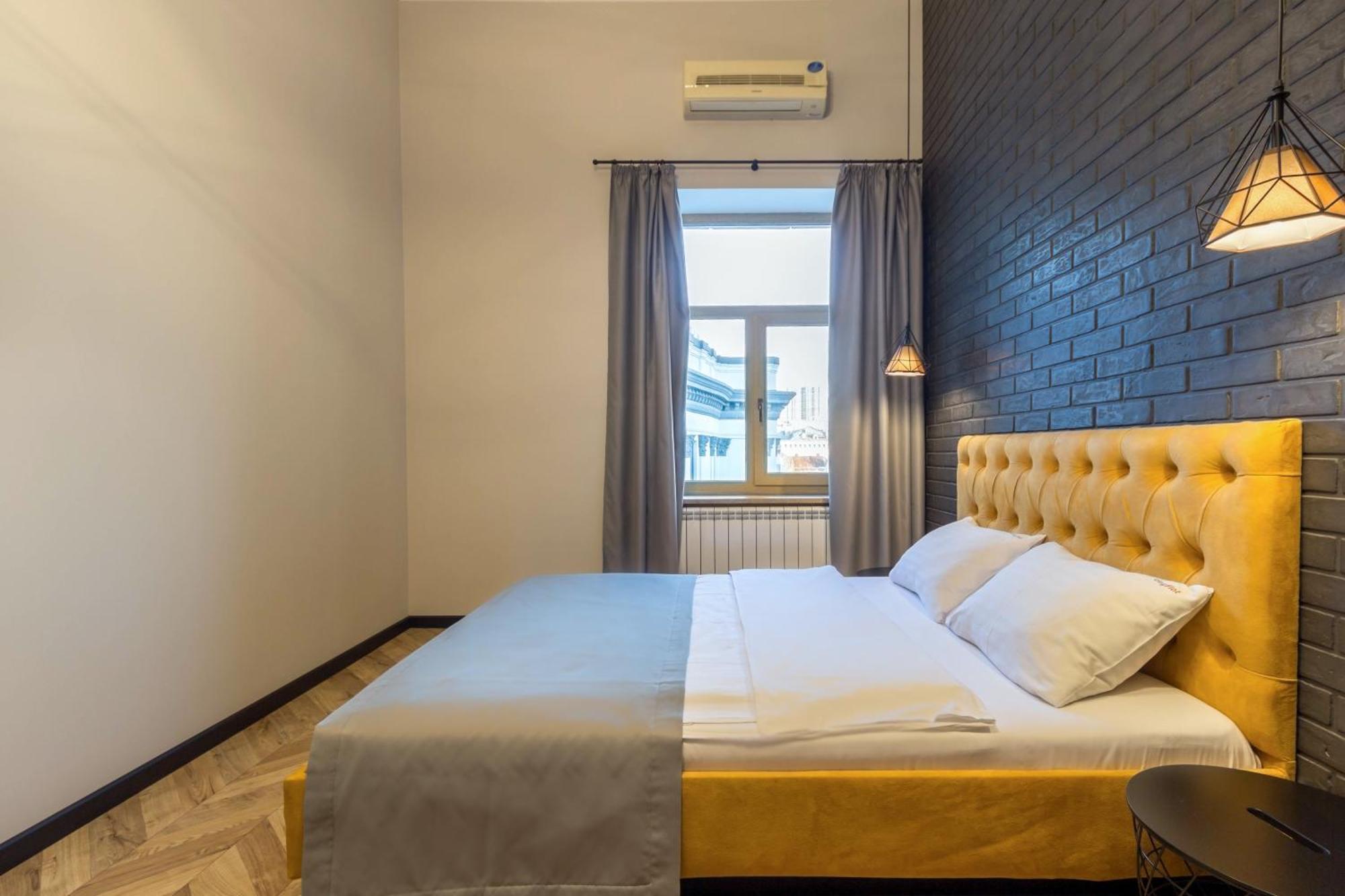 Idea Design Apart-Hotel Prorizna キエフ エクステリア 写真